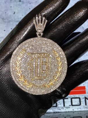 D Crest Old English Custom Pendant 